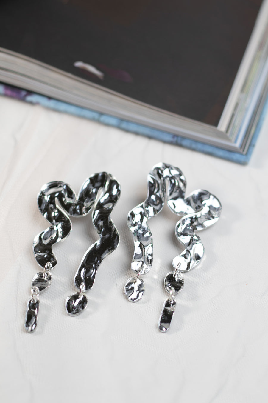 Vyne Silver Wave