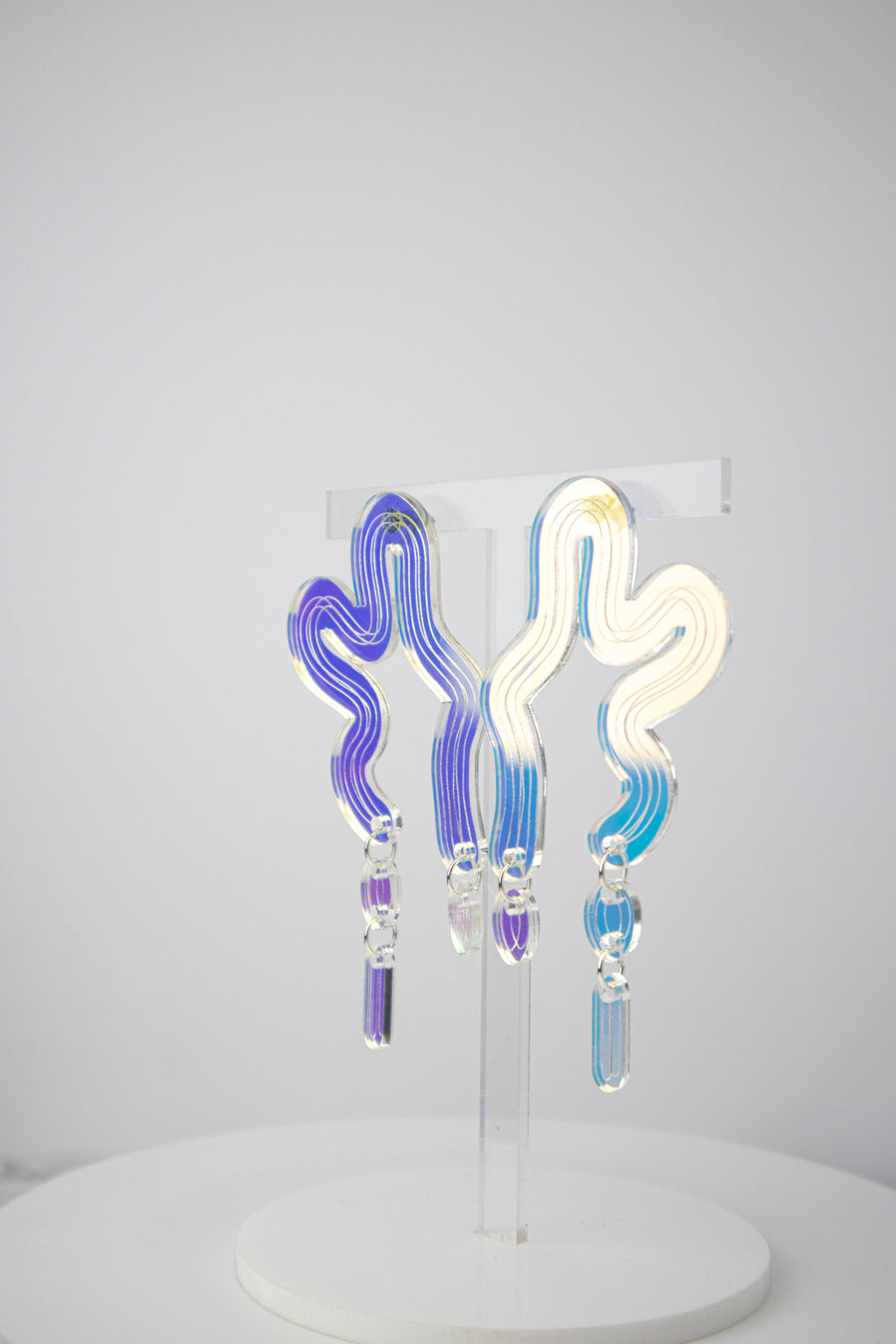 Vyne Translucent