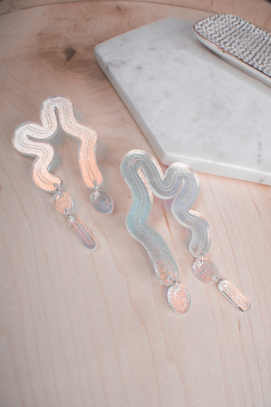 Vyne Translucent